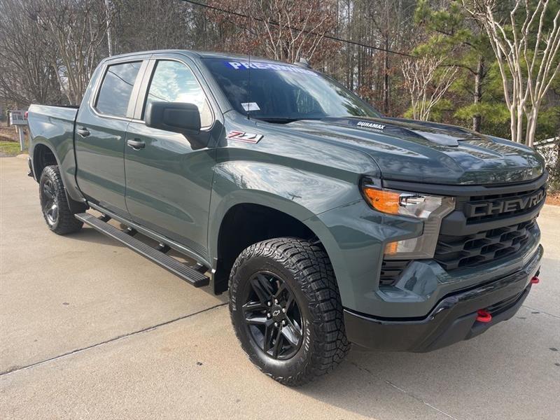 2025 Chevrolet Silverado 1500 Trail Boss Custom Crew Cab 4WD