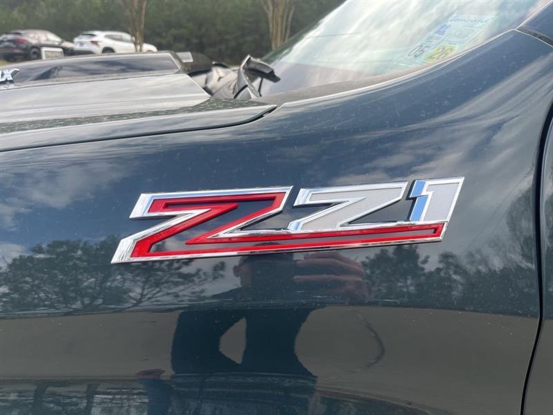 Chevrolet Silverado 1500 Trail Boss Custom Crew Cab 4WD 2025