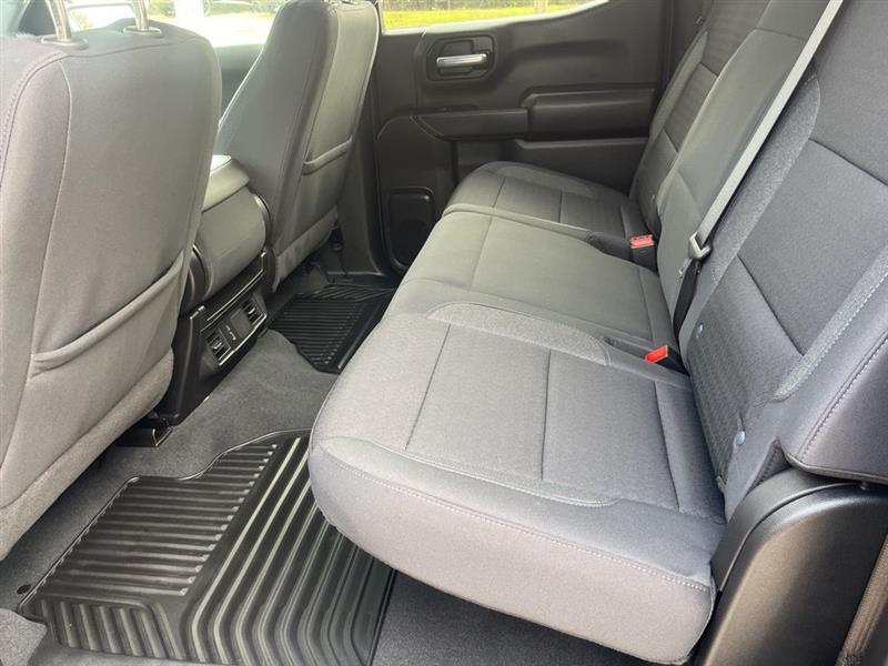 Chevrolet Silverado 1500 Trail Boss Custom Crew Cab 4WD 2025