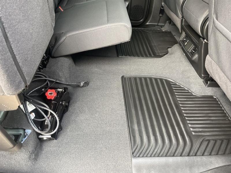 Chevrolet Silverado 1500 Trail Boss Custom Crew Cab 4WD 2025