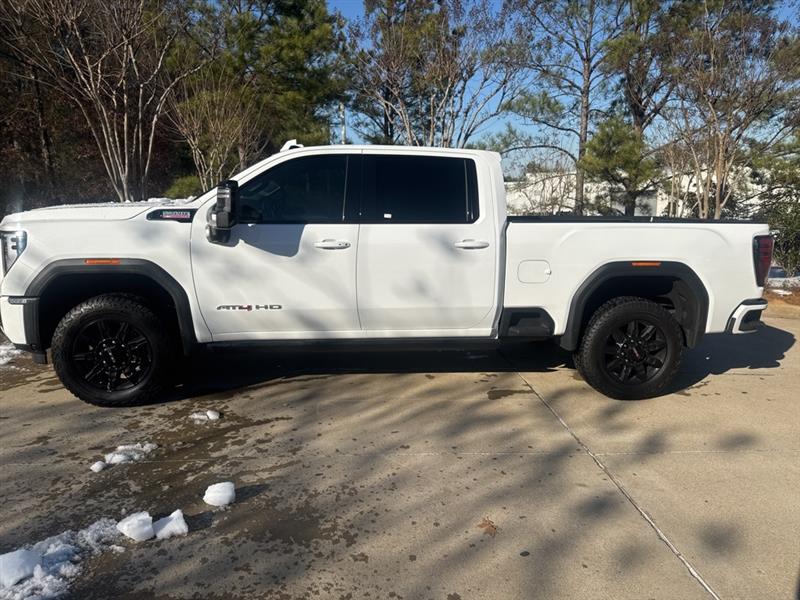 GMC Sierra 2500HD AT4 Crew Cab 4WD 2024