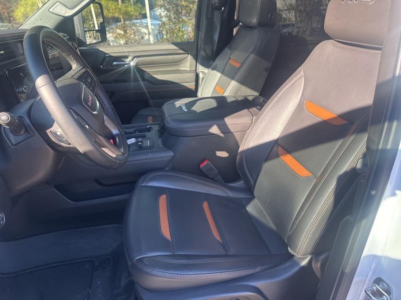 GMC Sierra 2500HD AT4 Crew Cab 4WD 2024