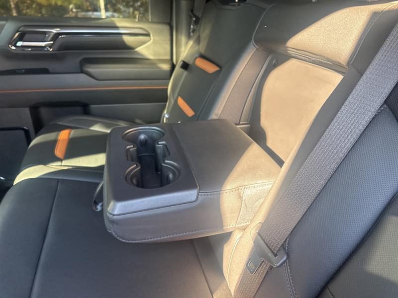 GMC Sierra 2500HD AT4 Crew Cab 4WD 2024