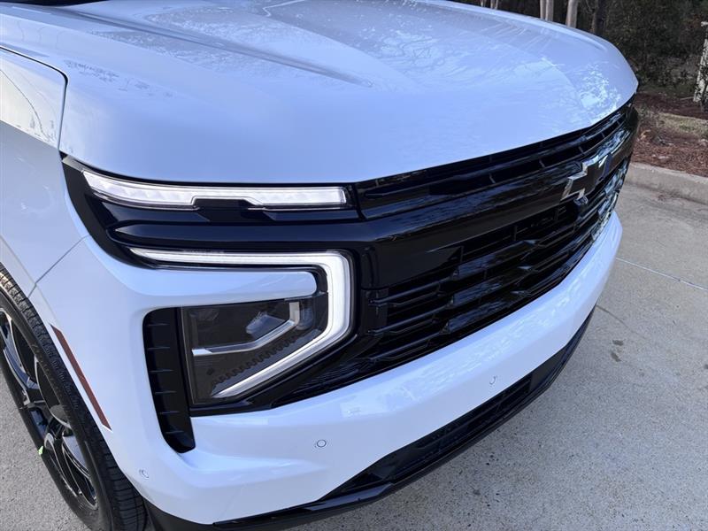 Chevrolet Suburban RST 2026