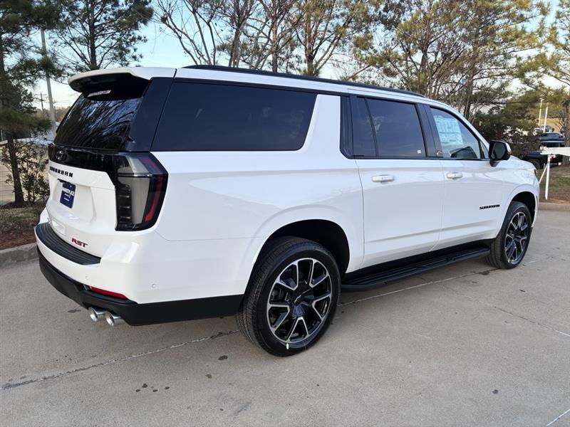 Chevrolet Suburban RST 2026