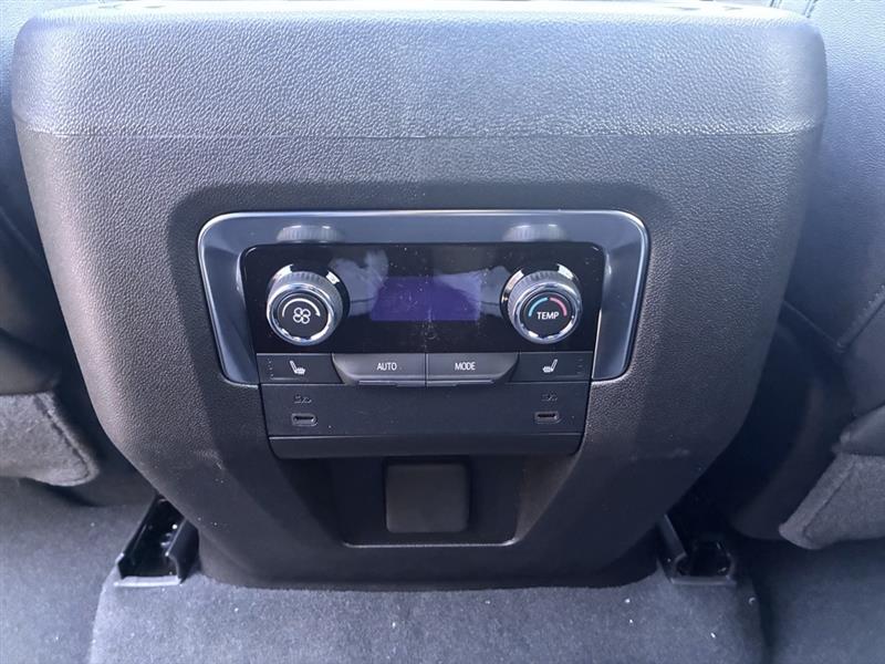 Chevrolet Suburban RST 2026