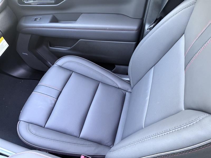 Chevrolet Suburban RST 2026