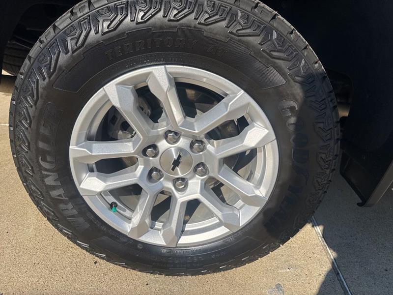 Chevrolet Silverado 1500 RST Crew Cab 4WD 2025