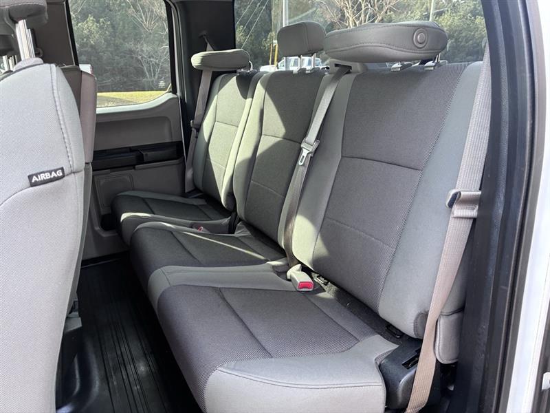 Ford F-150 XL SuperCab 8-ft. Bed 4WD 2015