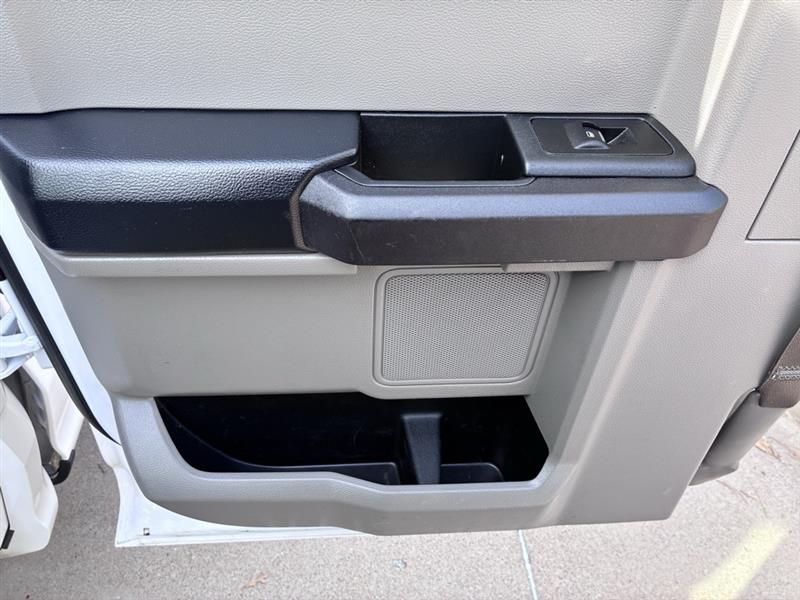 Ford F-150 XL SuperCab 8-ft. Bed 4WD 2015