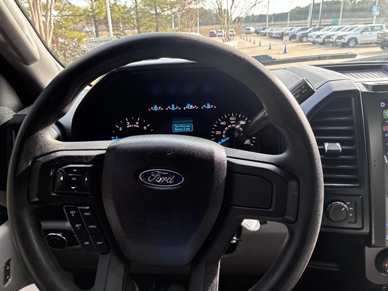 Ford F-150 XL SuperCab 8-ft. Bed 4WD 2015