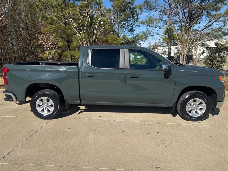 Chevrolet Silverado 1500 LT Crew Cab 2WD 2025