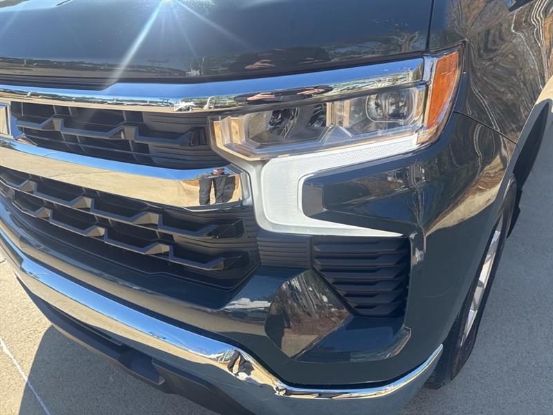 Chevrolet Silverado 1500 LT Crew Cab 2WD 2025