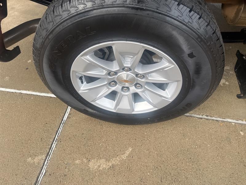 Chevrolet Silverado 1500 LT Crew Cab 2WD 2025