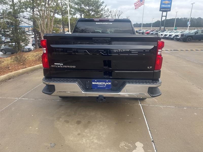 Chevrolet Silverado 1500 LT Crew Cab 2WD 2025