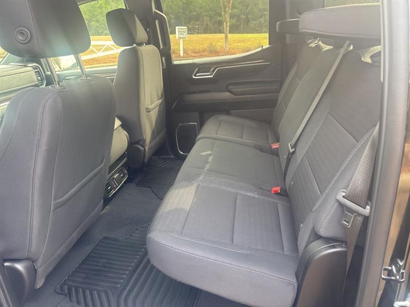 Chevrolet Silverado 1500 LT Crew Cab 2WD 2025