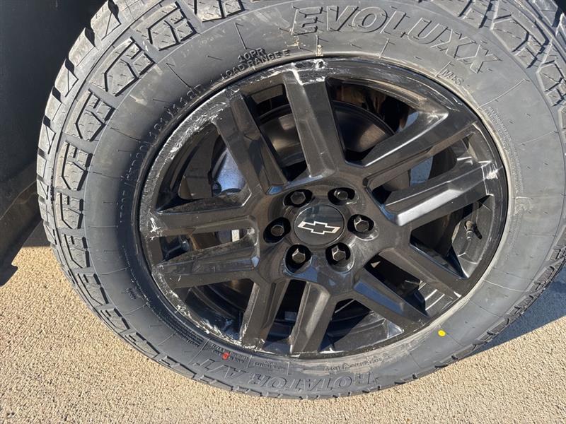 Chevrolet Silverado 1500 LT Crew Cab 4WD 2022