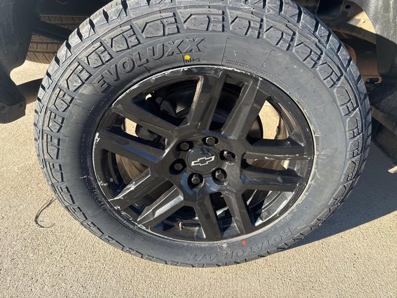 Chevrolet Silverado 1500 LT Crew Cab 4WD 2022