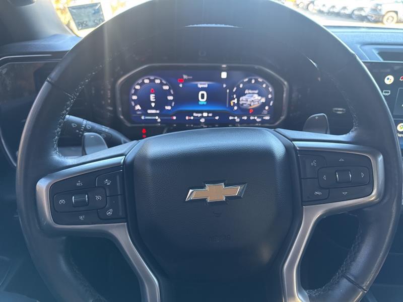 Chevrolet Silverado 1500 LT Crew Cab 4WD 2022