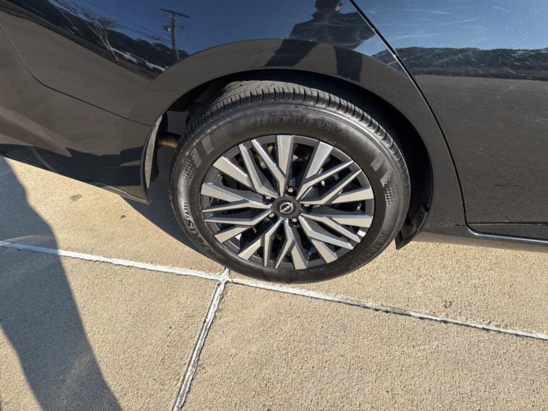 Nissan Altima 2.5 SV 2025