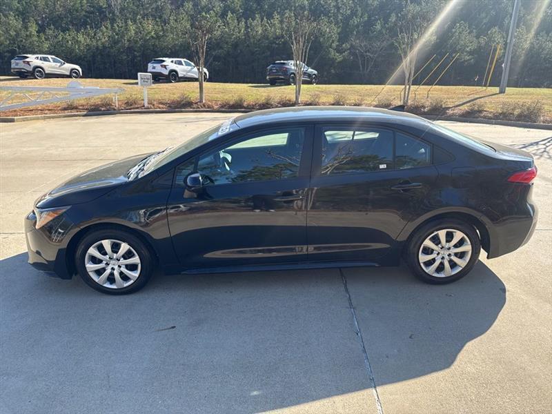 Toyota Corolla LE 2024