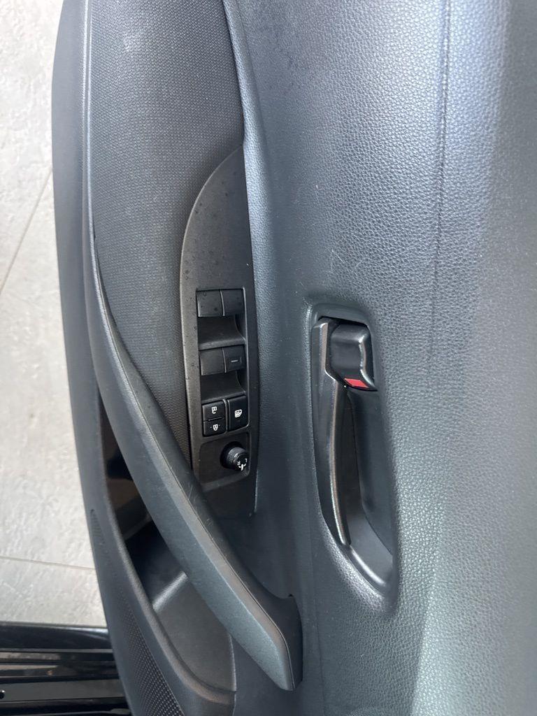 Toyota Corolla LE 2024