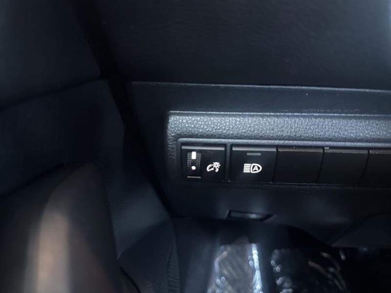 Toyota Corolla LE 2024