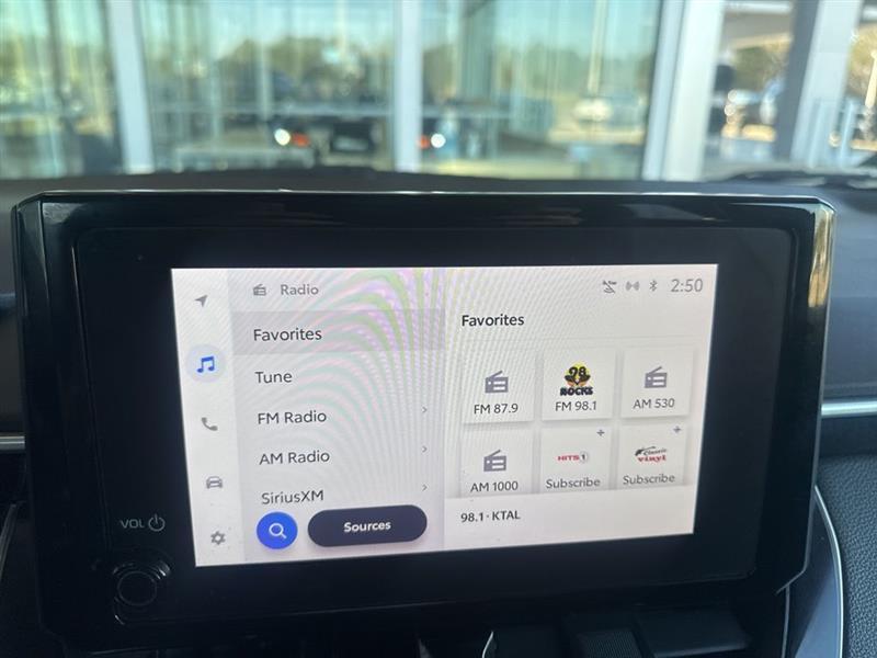 Toyota Corolla LE 2024