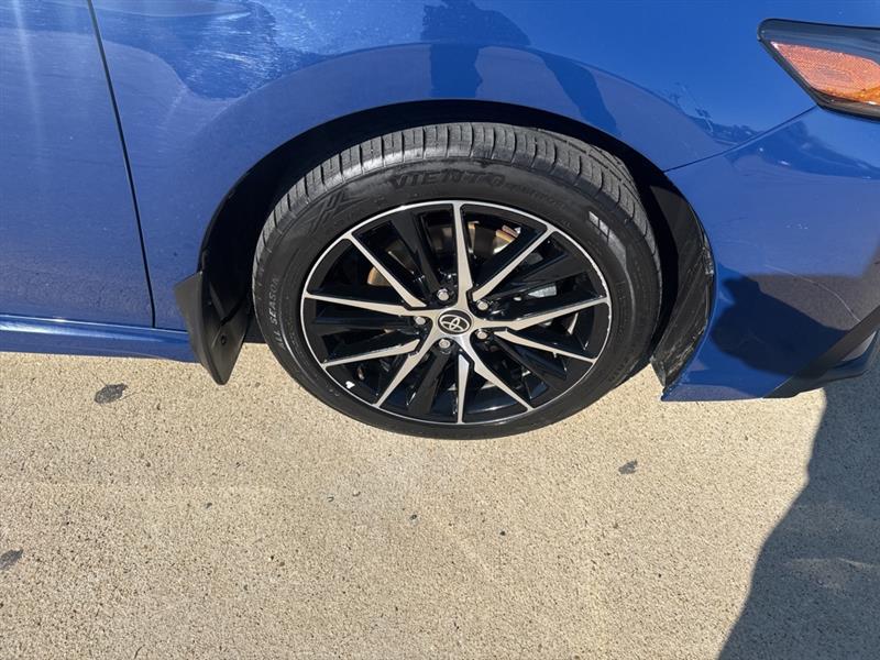 Toyota Camry SE 2024