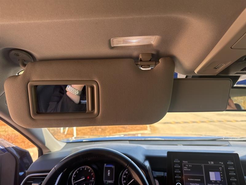 Toyota Camry SE 2024