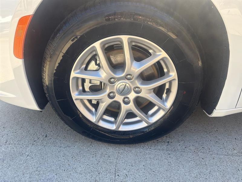 Chrysler Pacifica Touring L 2024