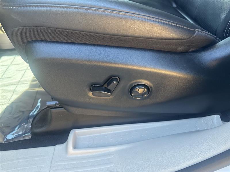 Chrysler Pacifica Touring L 2024