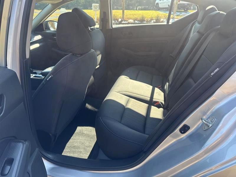 Nissan Altima 2.5 SV 2024