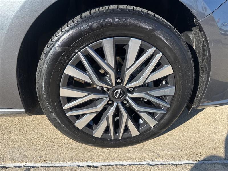 Nissan Altima 2.5 SV 2024