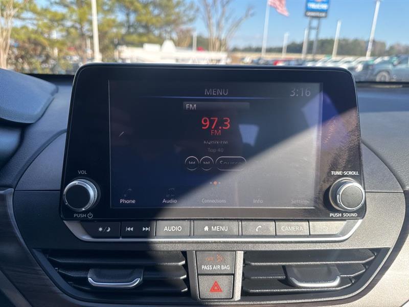 Nissan Altima 2.5 SV 2024