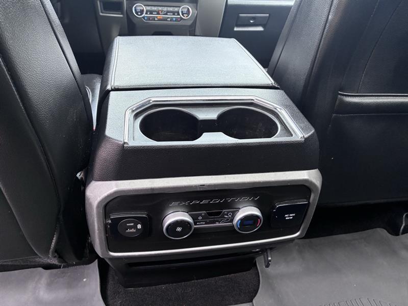 Ford Expedition MAX XLT 2021