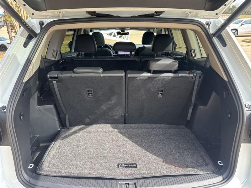 Volkswagen Atlas SEL AWD 2024