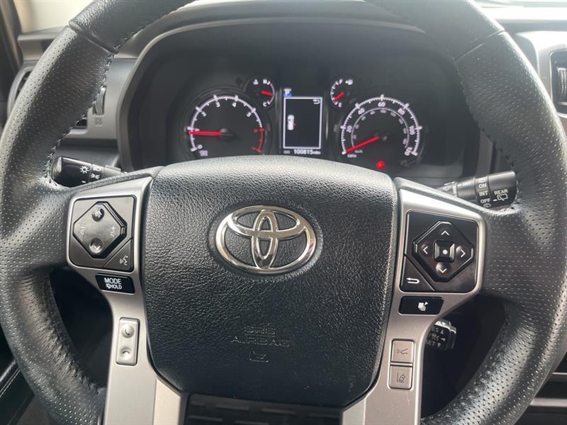 Toyota 4Runner SR5 4WD 2021