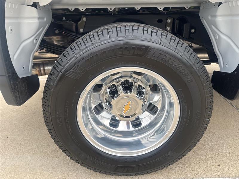 Chevrolet Silverado 3500HD LT Crew Cab 4WD 2025
