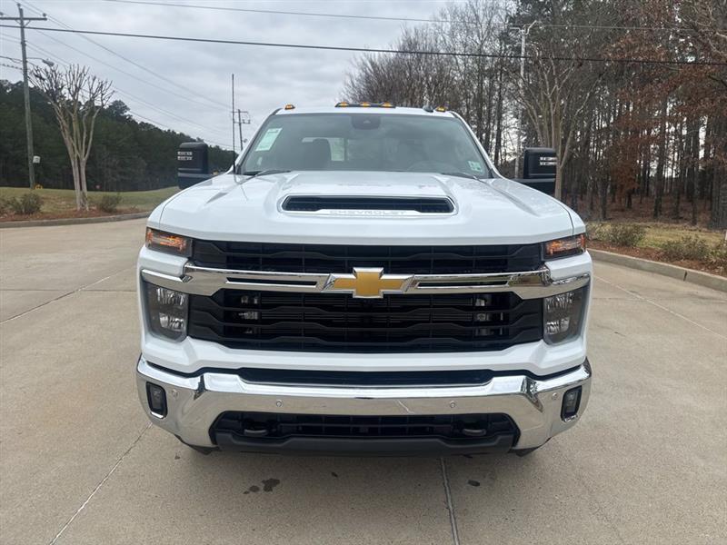 Chevrolet Silverado 3500HD LT Crew Cab 4WD 2025