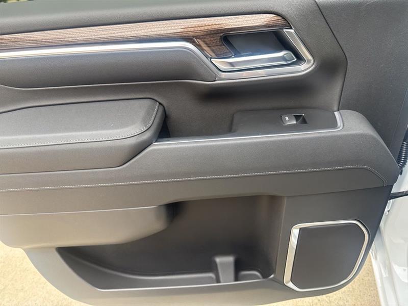 Chevrolet Silverado 3500HD LT Crew Cab 4WD 2025