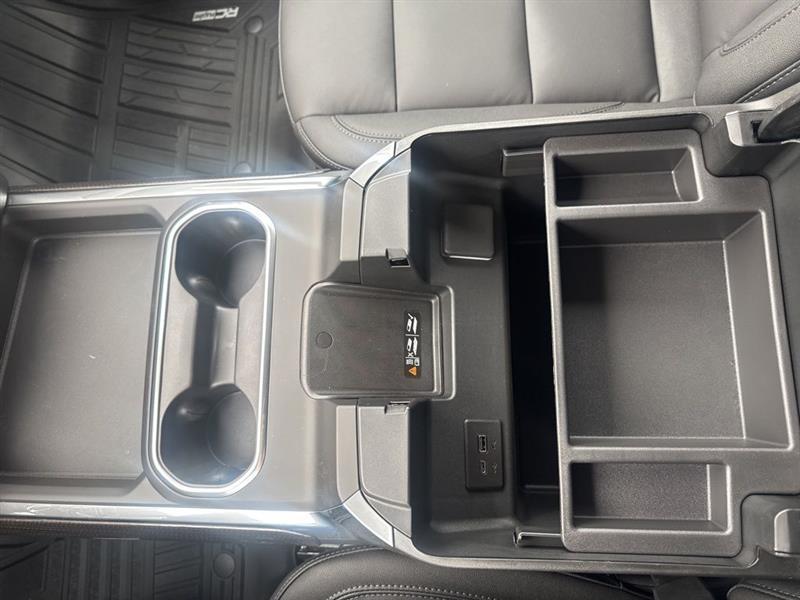 Chevrolet Silverado 3500HD LT Crew Cab 4WD 2025