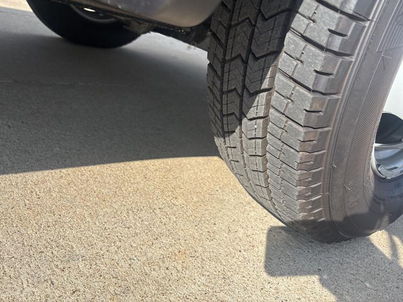 Chevrolet Silverado 3500HD Work Truck Crew Cab 4WD 2026