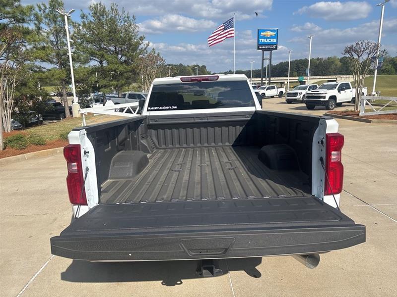 Chevrolet Silverado 3500HD Work Truck Crew Cab 4WD 2026