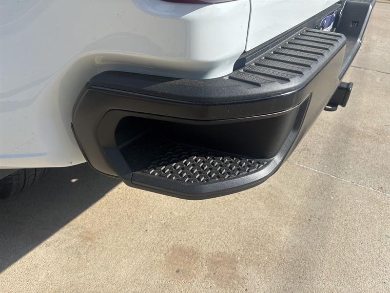 Chevrolet Silverado 3500HD Work Truck Crew Cab 4WD 2026