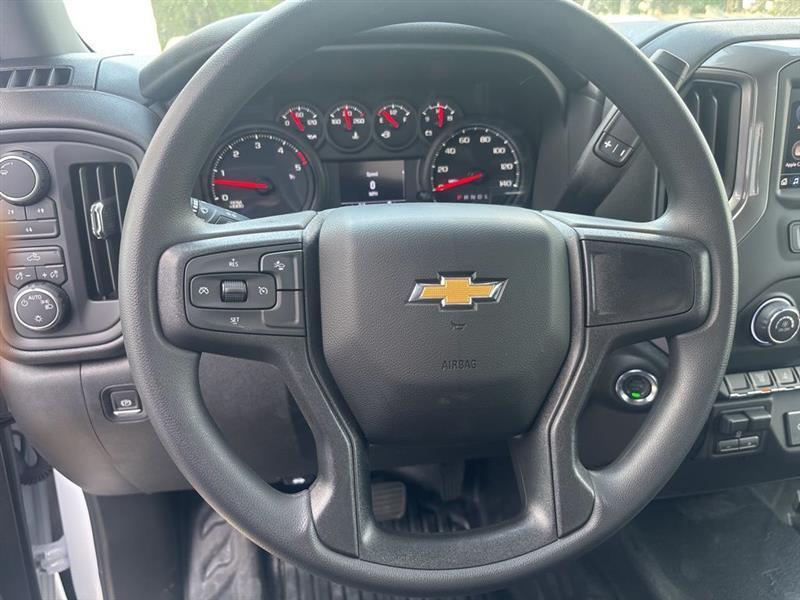 Chevrolet Silverado 3500HD Work Truck Crew Cab 4WD 2026