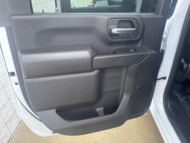 Chevrolet Silverado 3500HD Work Truck Crew Cab 4WD 2026