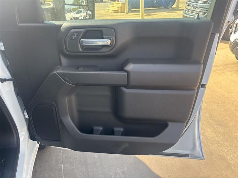 Chevrolet Silverado 3500HD Work Truck Crew Cab 4WD 2026