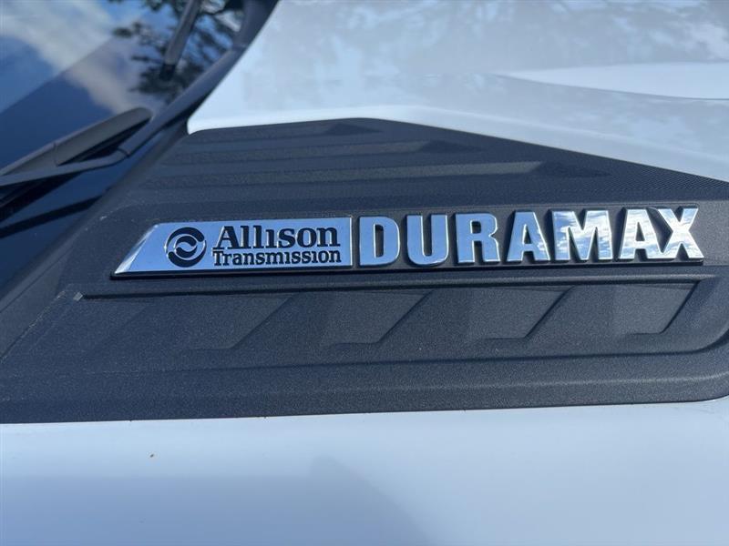 Chevrolet Silverado 3500HD Work Truck Crew Cab 4WD 2024