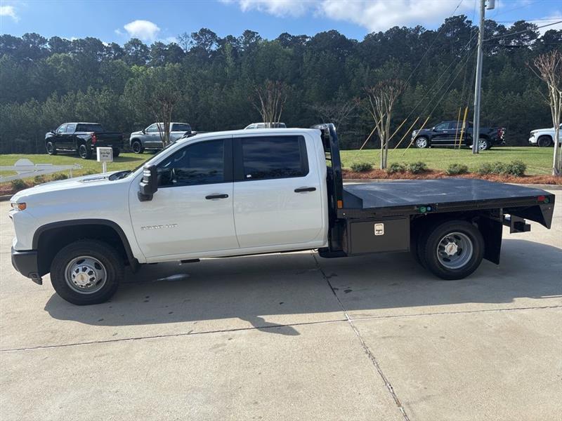 Chevrolet Silverado 3500HD Work Truck Crew Cab 4WD 2024